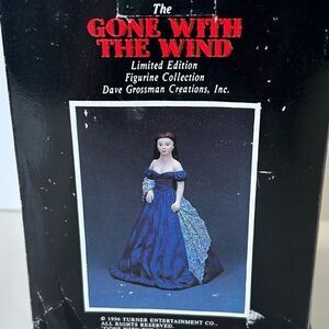 1996 Gone With The Wind-Portrait of Scarlett In Blue Dress ornaments NIB